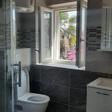 ゲストハウス Alexante