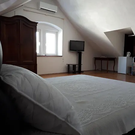 Casa de hóspedes Alexante 4*