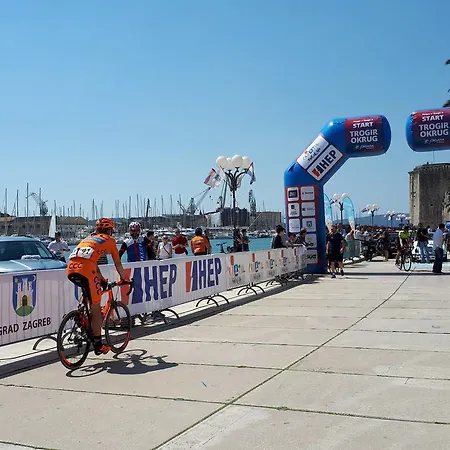 Gostinjska kuća Alexante 4*