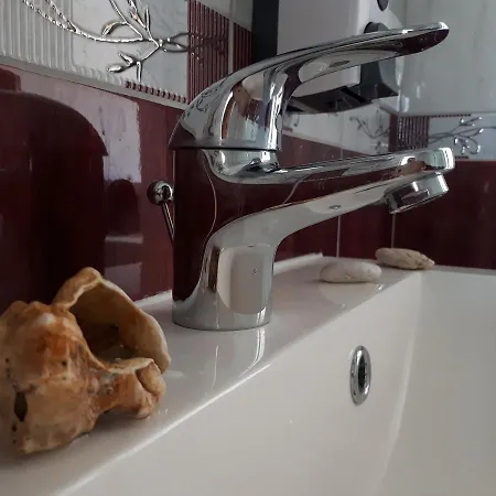 ゲストハウス Alexante 4*