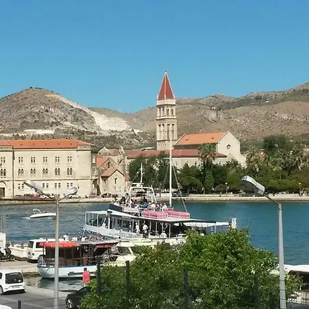 Πανσιόν Alexante 4*