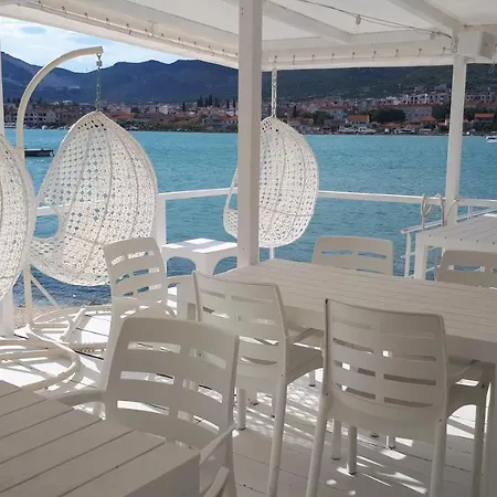 Alexante Guest house